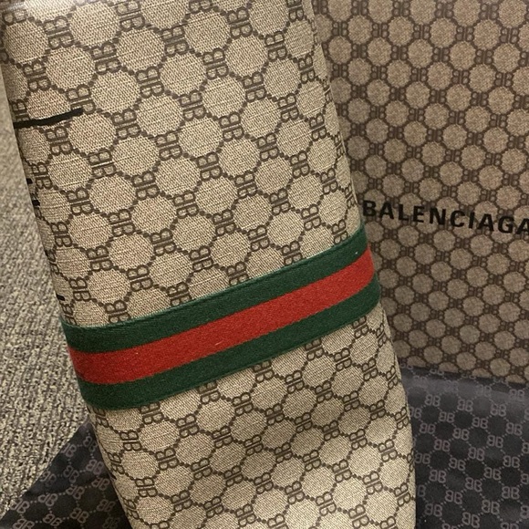GUCCI X BALENCIAGA
BB Supreme The Hacker Project Medium Ophidia Tote - Picture 7 of 7